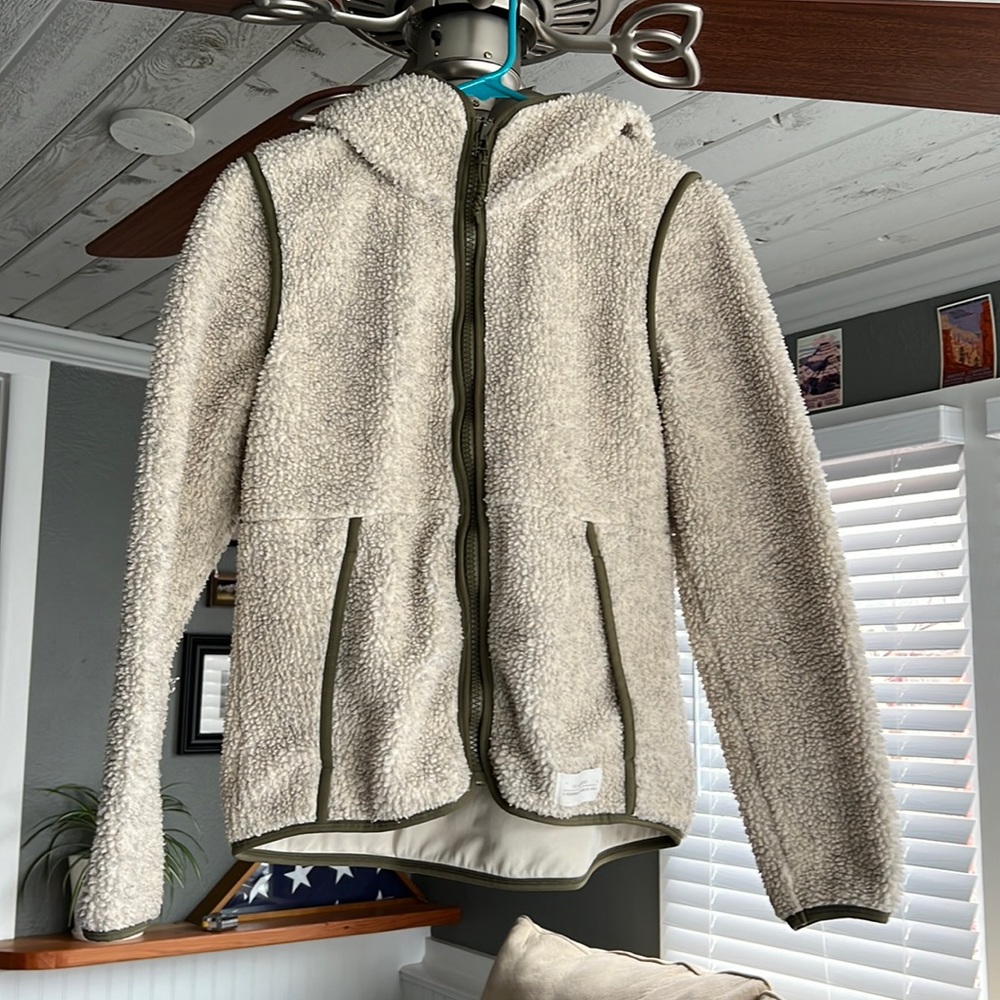 REI hooded fleece like new small